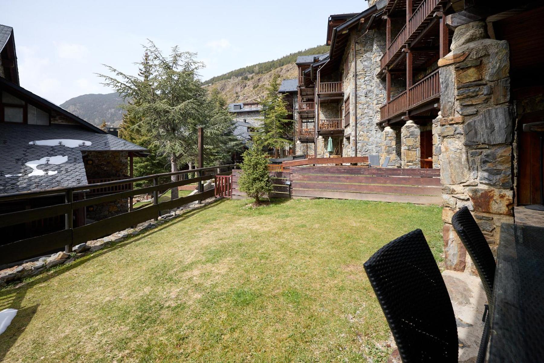 Pleta Del Tarter 31A Lodge & Spa Canillo Exterior photo